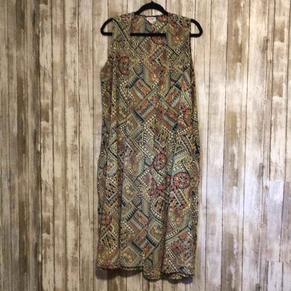 Lularoe sleeveless cardigan size M